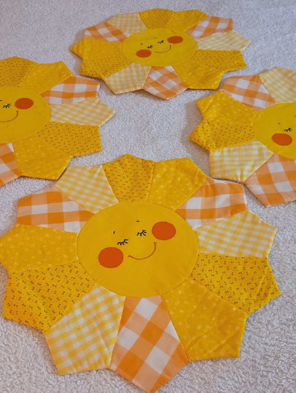 Set Of 4 - Vintage Sunny Yellow Sunface Place Mats.